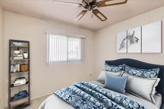 Photo #5: 6133974 Listing