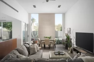 Photo #1: 6134118 Listing