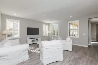 Photo #2: 6134351 Listing