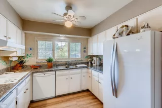 Photo #2: 6134422 Listing