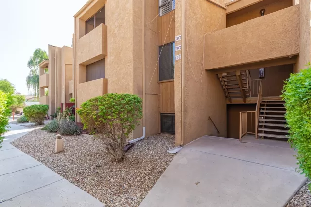 MLS: 6134591 Condo For Sale