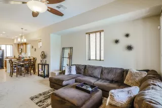 Photo #2: 6134737 Listing