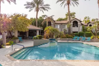 Photo #2: 6134766 Listing