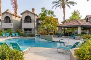 Photo #4: 6134766 Listing