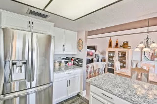 Photo #4: 6134982 Listing 