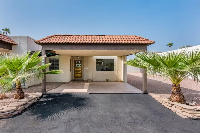 MLS: 6135047 Condo For Sale