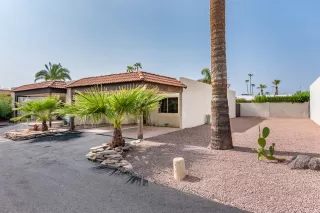 Photo #1: 6135047 Listing