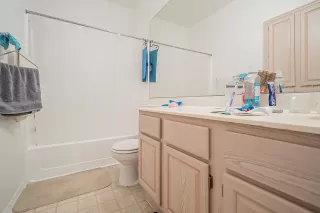 Photo #5: 6135098 Listing