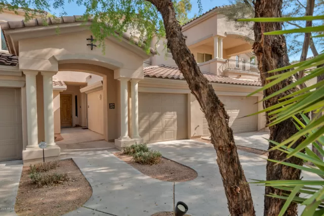 MLS: 6135415 Condo For Sale