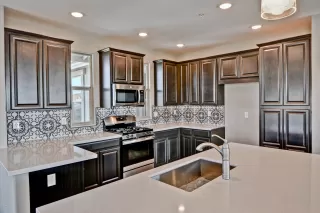 Photo #2: 6135464 Listing