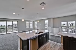 Photo #6: 6135464 Listing