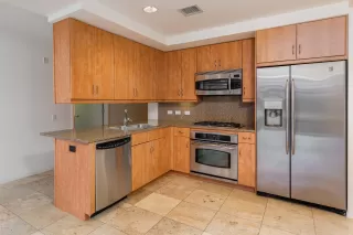 Photo #2: 6135517 Listing