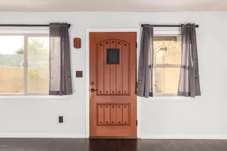 Photo #3: 6135714 Listing 