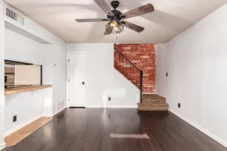 Photo #5: 6135714 Listing 