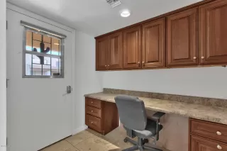 Photo #6: 6135934 Listing