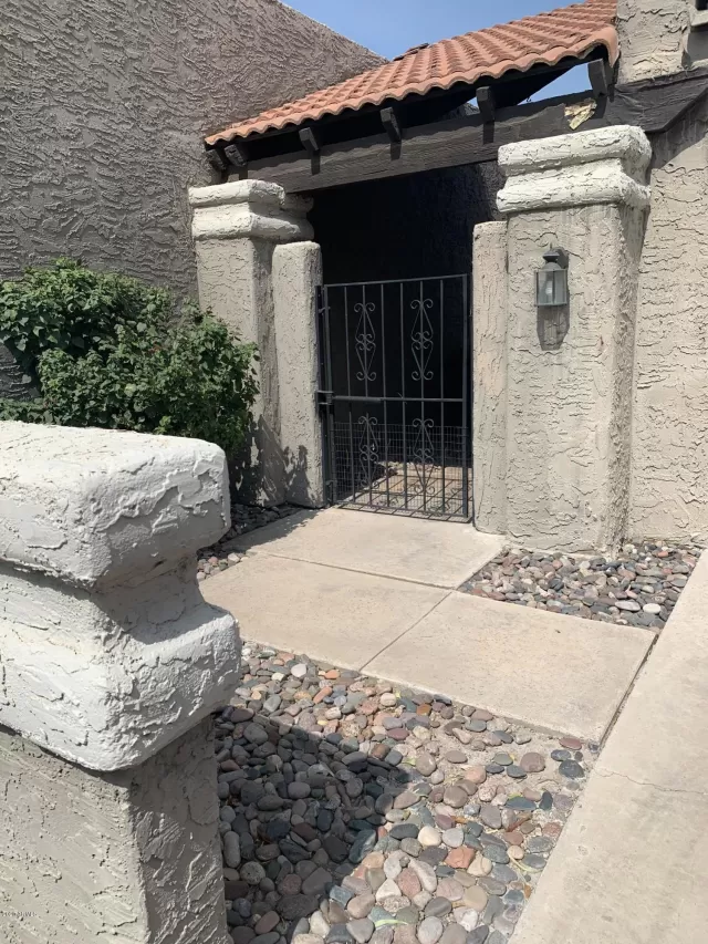 MLS: 6136028 Condo For Sale