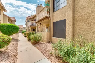 Photo #2: 6136036 Listing 