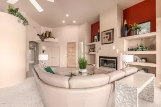 Photo #6: 6136081 Listing