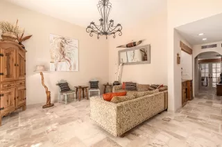 Photo #2: 6136096 Listing
