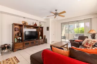 Photo #5: 6136238 Listing