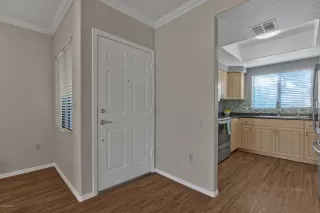 Photo #5: 6136309 Listing