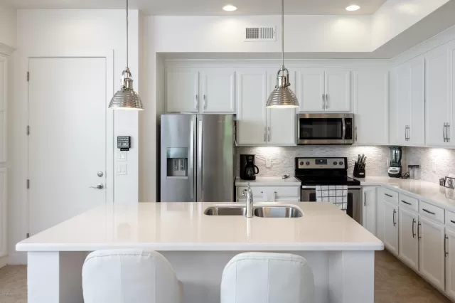 MLS: 6136765 Condo For Sale