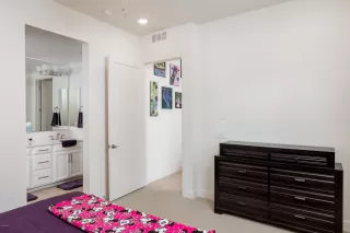 Photo #6: 6136765 Listing