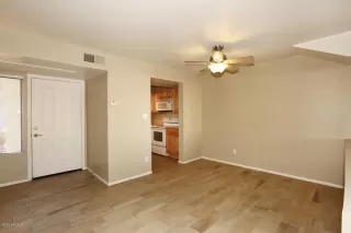 Photo #6: 6136879 Listing