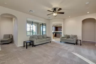 Photo #6: 6137153 Listing