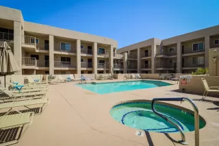 Photo #3: 6137295 Listing 