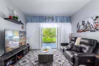Photo #4: 6137469 Listing