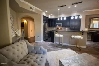 Photo #2: 6137535 Listing