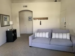 Photo #3: 6137808 Listing