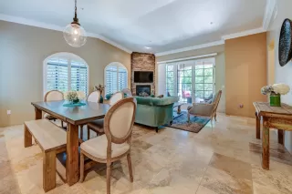 Photo #5: 6137863 Listing