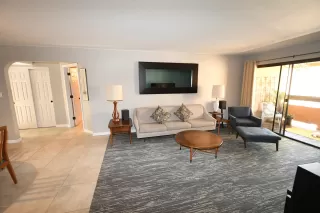 Photo #3: 6137957 Listing