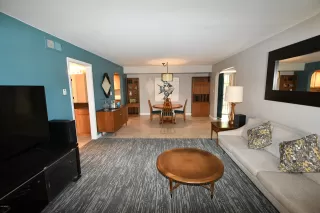 Photo #5: 6137957 Listing