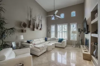 Photo #2: 6138075 Listing