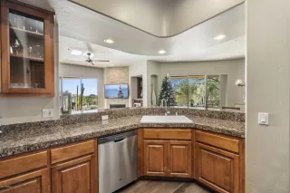 Photo #4: 6138219 Listing