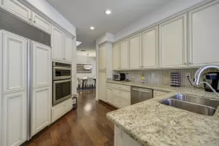 Photo #6: 6138286 Listing