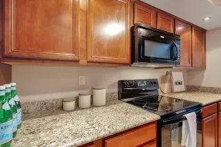 Photo #6: 6138562 Listing