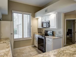 Photo #3: 6138729 Listing