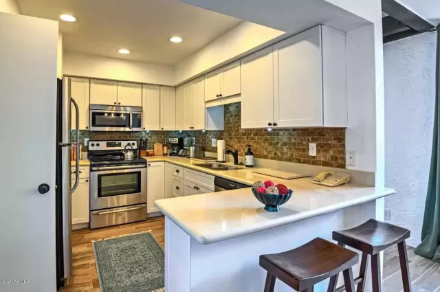 MLS: 6138849 Condo For Sale