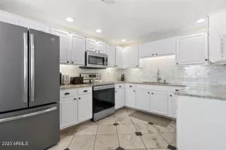 Photo #2: 6138941 Listing 