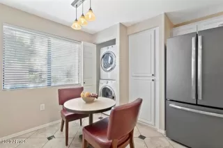 Photo #5: 6138941 Listing 