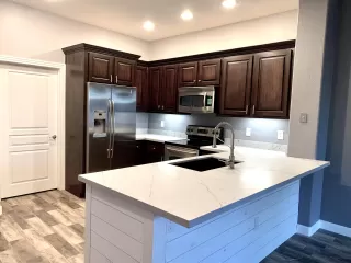 Photo #6: 6139037 Listing 