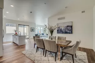 Photo #5: 6139253 Listing