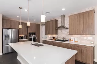 Photo #6: 6139526 Listing 