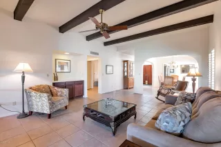 Photo #4: 6139644 Listing