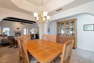 Photo #6: 6139644 Listing