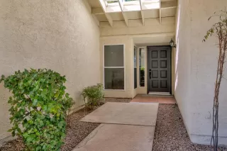 Photo #4: 6139809 Listing